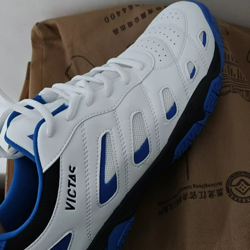 Nowe buty do tenisa stołowego  – Badminton Hall recenzja i cena